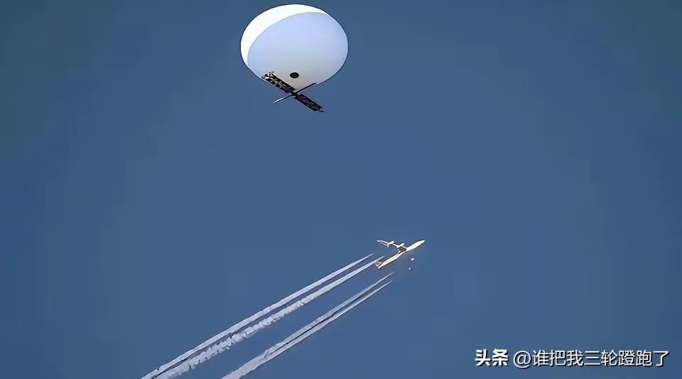 万米高空守疆土！武辉精准处置非法闯入领空空飘物
这次处置不是单点突破，是整套空防