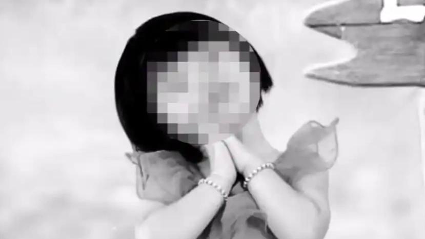 12岁女孩被虐致死案改判！生父刑期从5年半增至13年半 庭审后拒不认罪还甩锅
 