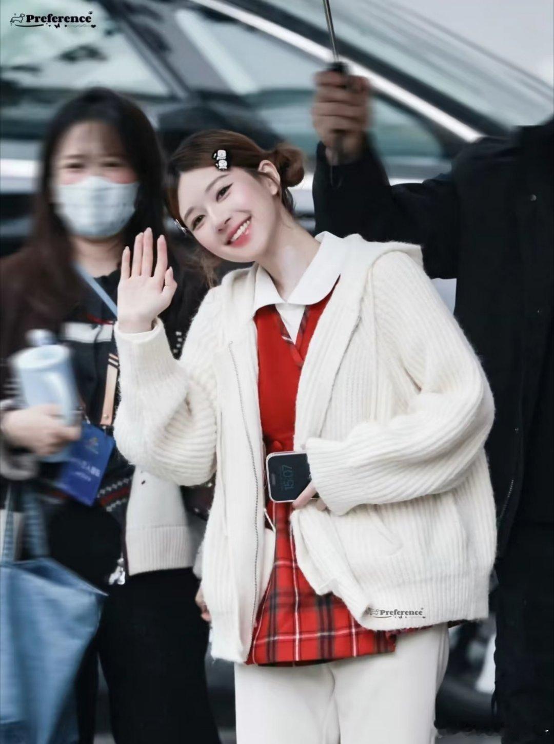 赵露思，今日份路透，有点梦回甜妹了 