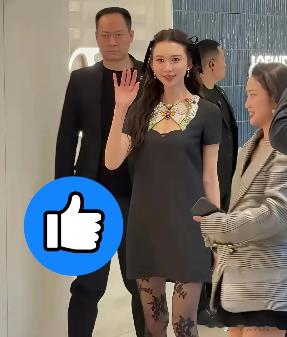 娱乐圈有个人一直想不明白，
她是林志玲，
没想到她都已经是51岁的人，这一次居然