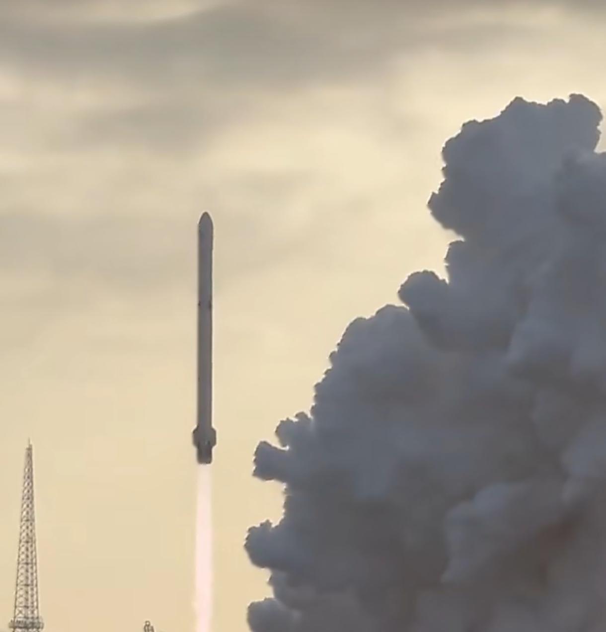 长征十二号甲首飞成功！入轨超给力，回收虽失利却藏大突破
 
今天上午酒泉卫星发射