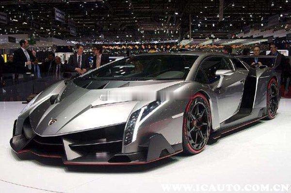 兰博基尼Veneno“毒液”。 