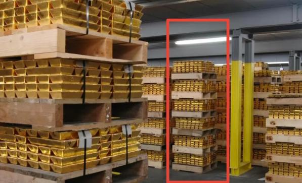 中美贸易战打了这么久，不少人都在问：咱存在美国的600多吨黄金，还能要回来不？答