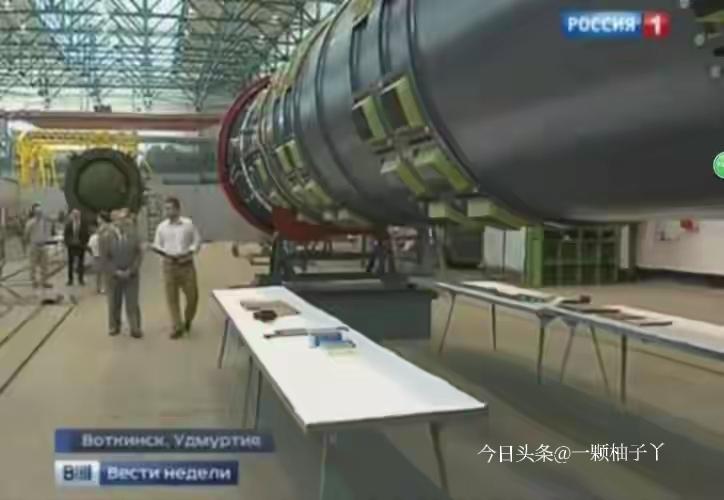 乌克兰在2月21日深夜发动了一次远程突袭，用国产“火烈鸟”巡航导弹，攻击了俄罗斯