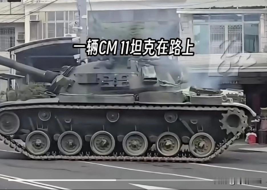 这么近，那么美，随时到台北。
这次军演五个演习区域中有两个距离台岛已经不到12海