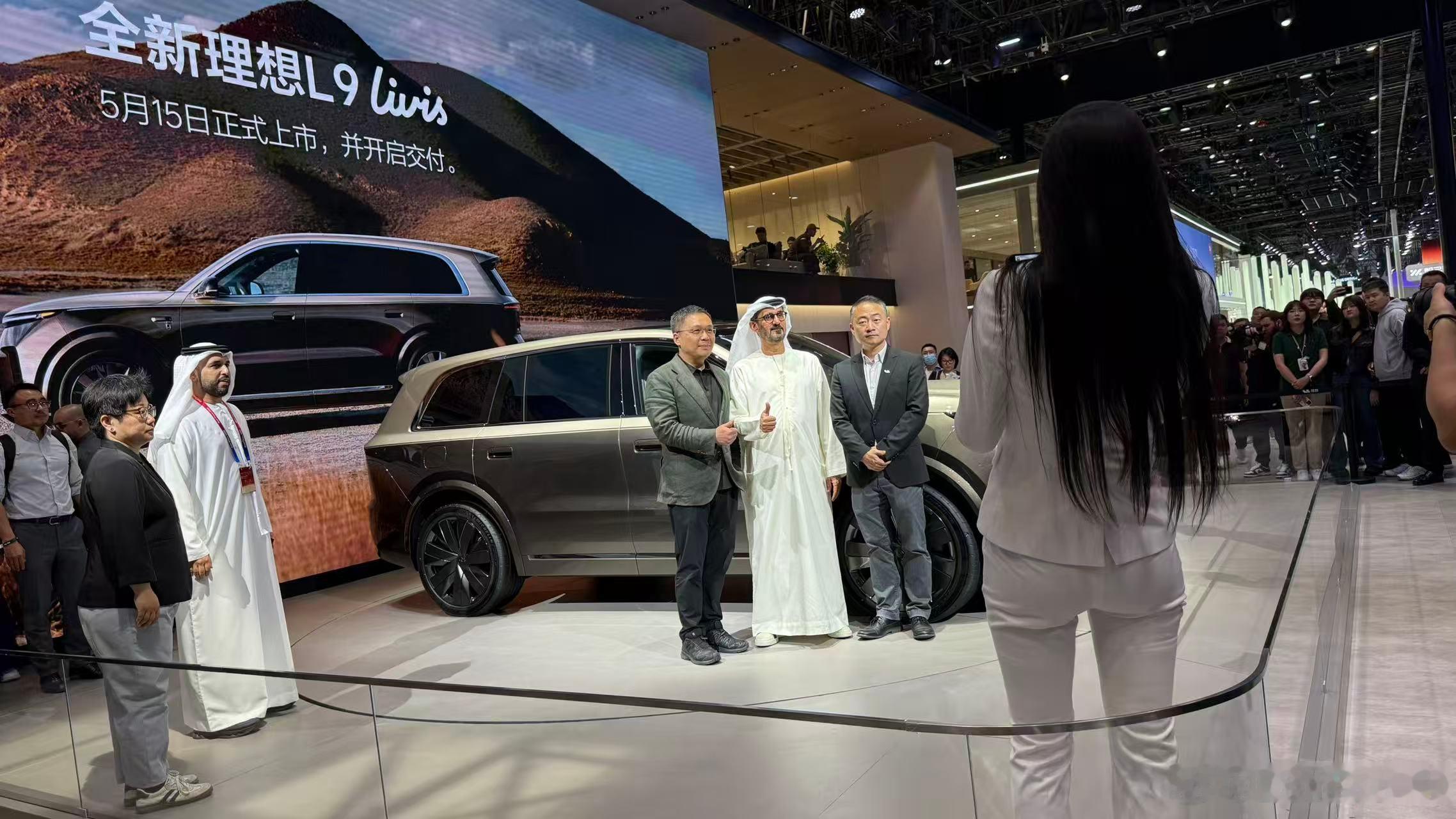 中东土豪一看理想L9 Livis沙地脱困模式岂不是要开启买买买模式了