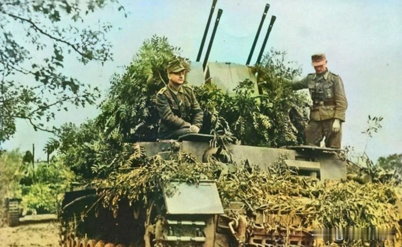 德三军事工业在第二次世界大战末期（1944年）以四号坦克底盘搭配20毫米高射炮研