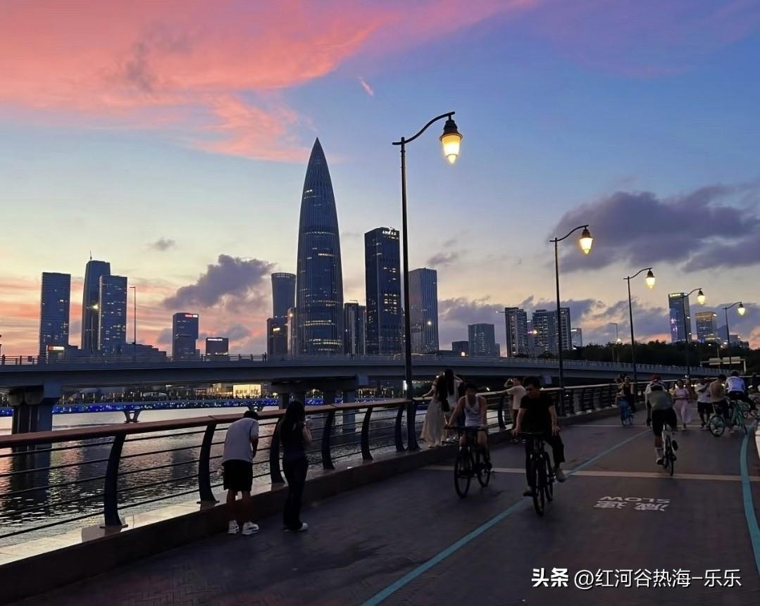 每次利好出来以后，只要房价没能涨起来，这个热度一过以后，房价就又会再创一个新低。