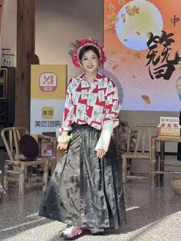 5个影视歌三栖的大影后合唱一首歌 哇塞，五位影后联手开嗓，这《最美的一天》直接封