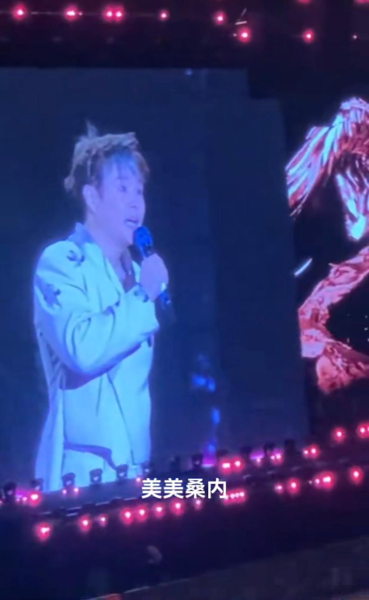 一个劲的叭叭，不知道听了多少遍哈哈哈，已经被狠狠洗脑了[泪奔][泪奔]小沈阳 N