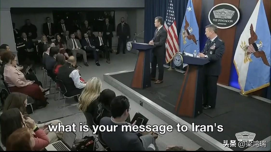 美国战争部长海格塞斯的回答技巧

在五角大楼举行的军事新闻发布会上，有记者问：美