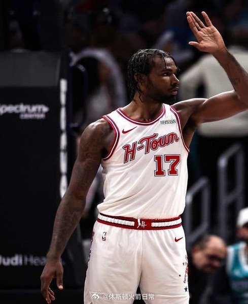 小贾谈伊森本场表现回暖：“他这场就是塔里·伊森，全场紧逼制造混乱，冲抢篮板，这就