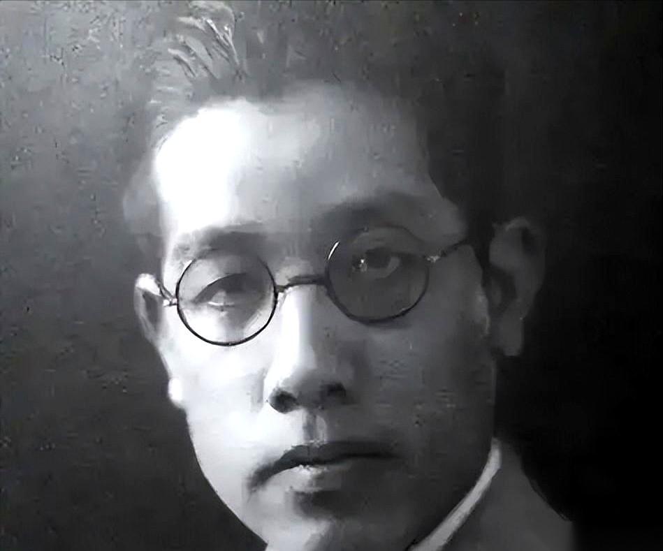 就差几分钟。
几分钟啊。
整个长江，几十艘日本军舰，本来要被我们“关门打狗”，一