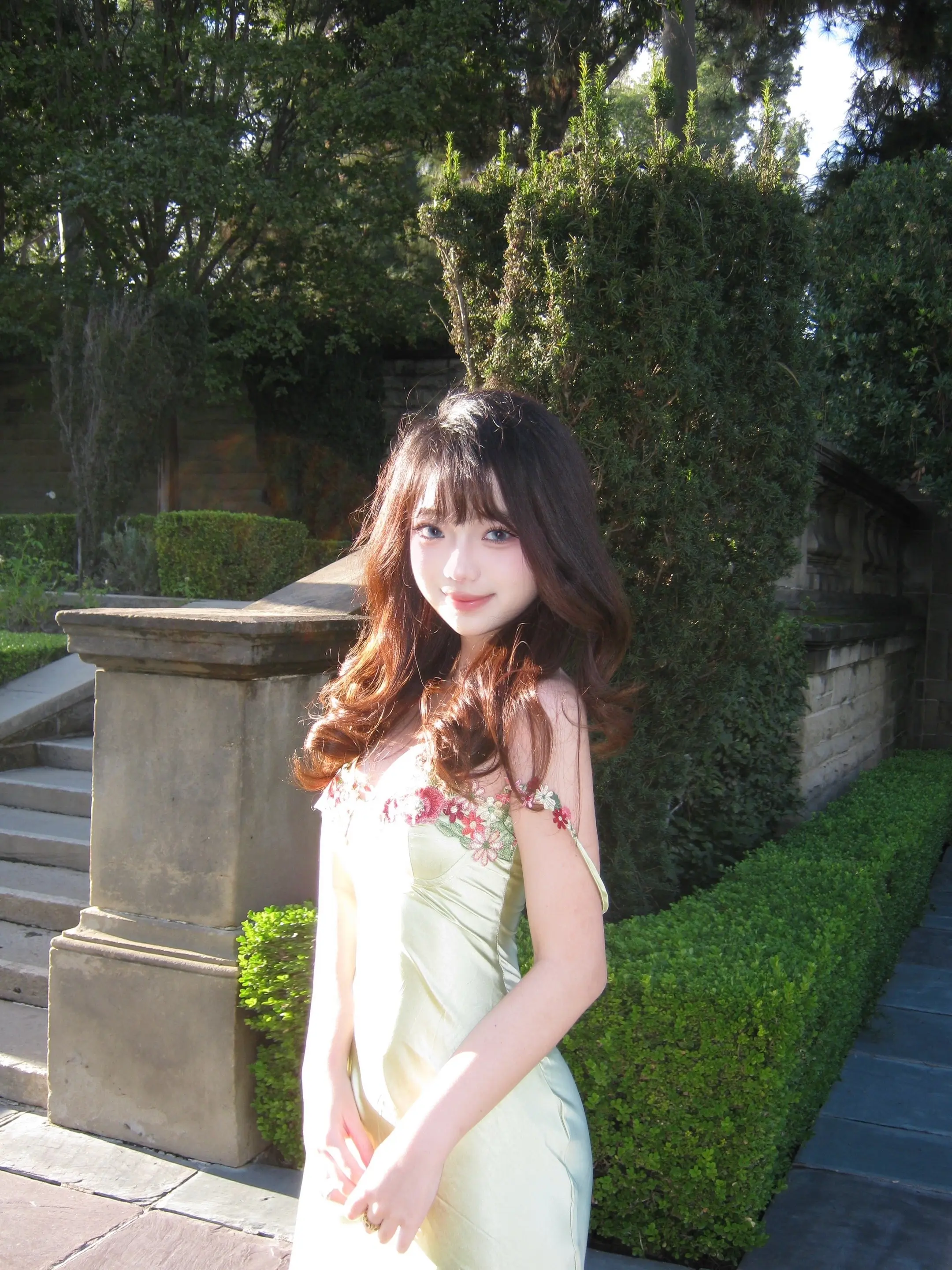 我明白要你爱是荒谬的要求。