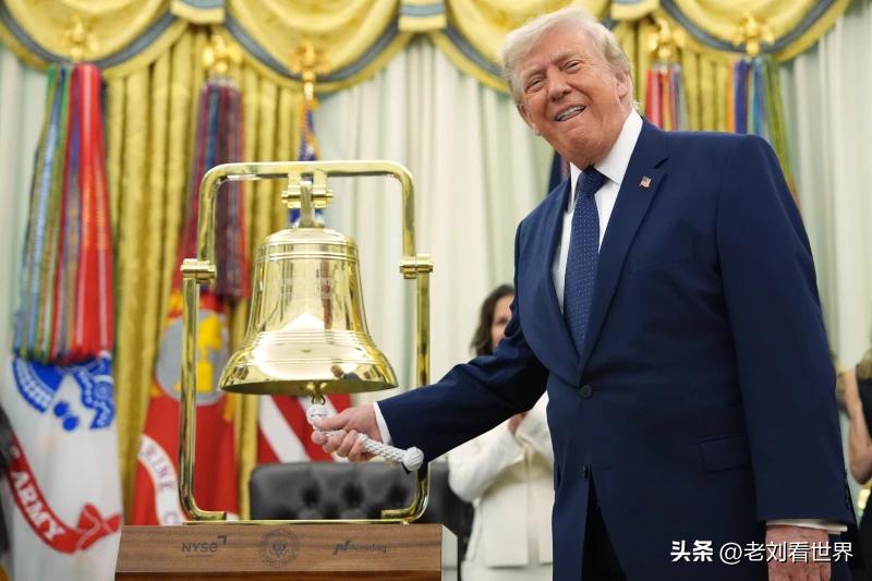 【美媒曝：特朗普在7月份驳回了近6000份赦免或减刑请求】
华盛顿时间2026年