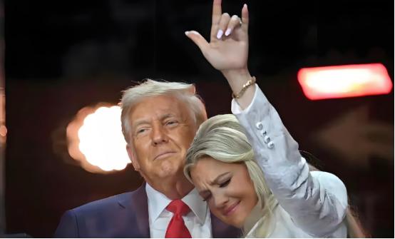 这八人可能下台后会遭到清算。
 
第一、美国总统，特朗普
 
第二、乌克兰总统，