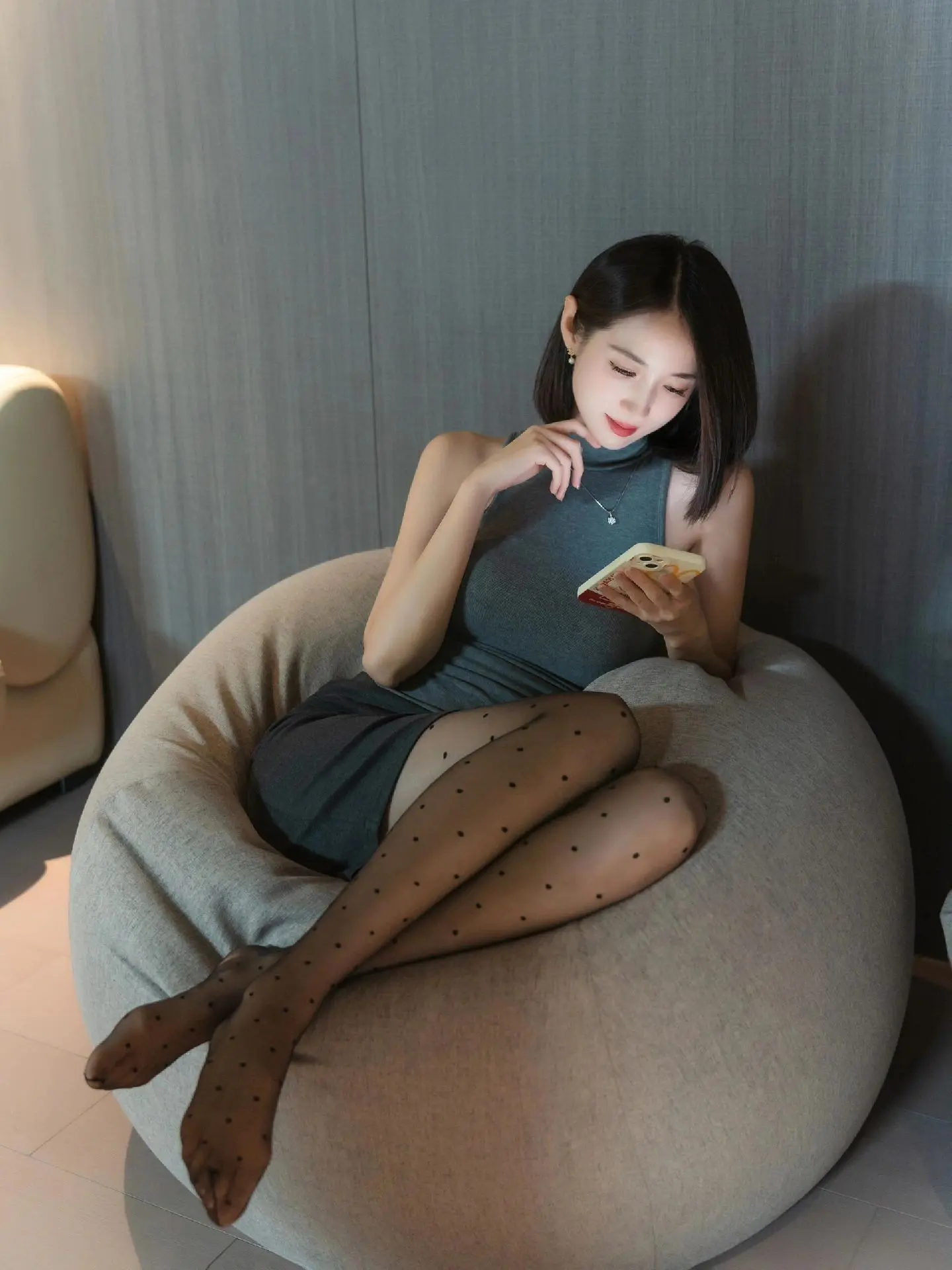 和一个聊得来的人聊一聊是一种解压，和一个懂你的人聊一聊是一种亨受，和一...