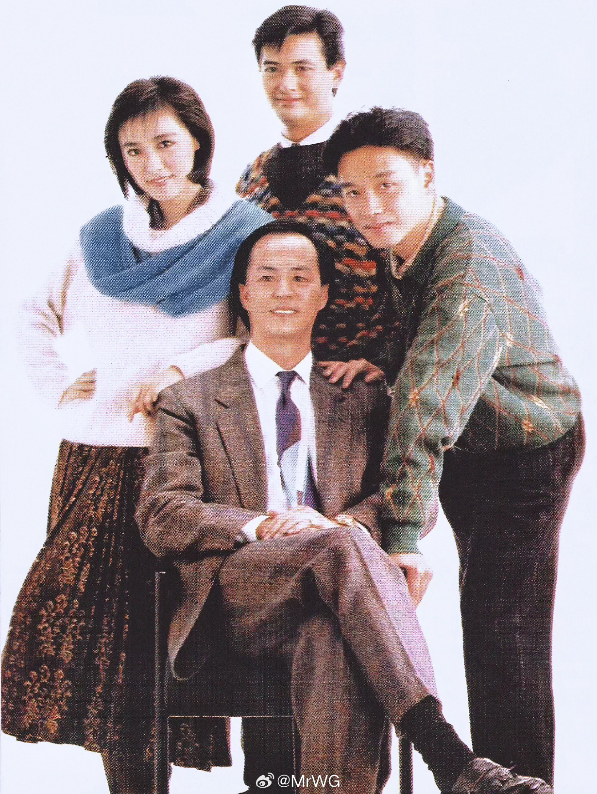 张国荣影讯 内地终于有纪念Leslie的正版展映了——临近四月，为纪念张国荣，中