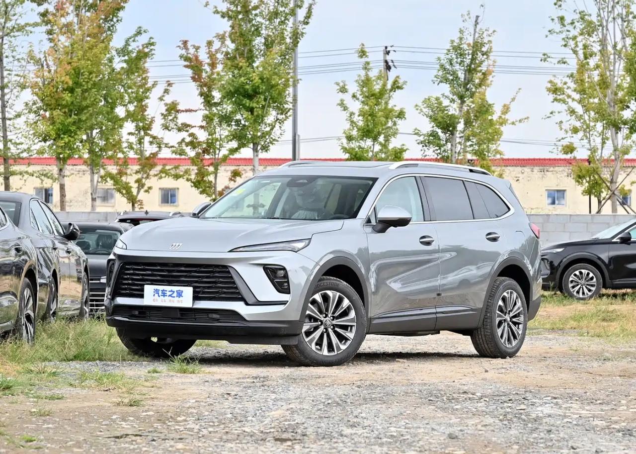 2026款别克昂科威Plus 核心配置与技术参数说明

2026款别克昂科威Pl