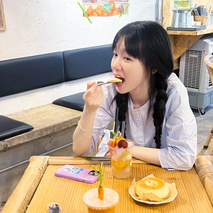 徐梦洁[超话]  xmj 徐梦洁李雯  xmj 徐梦洁六姊妹  微风轻吻花朵，花
