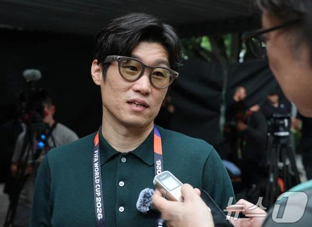 大v观赛团世界杯 韩国现在在闹足协主席由直接选举产生，7月要开代表大会讨论此事，