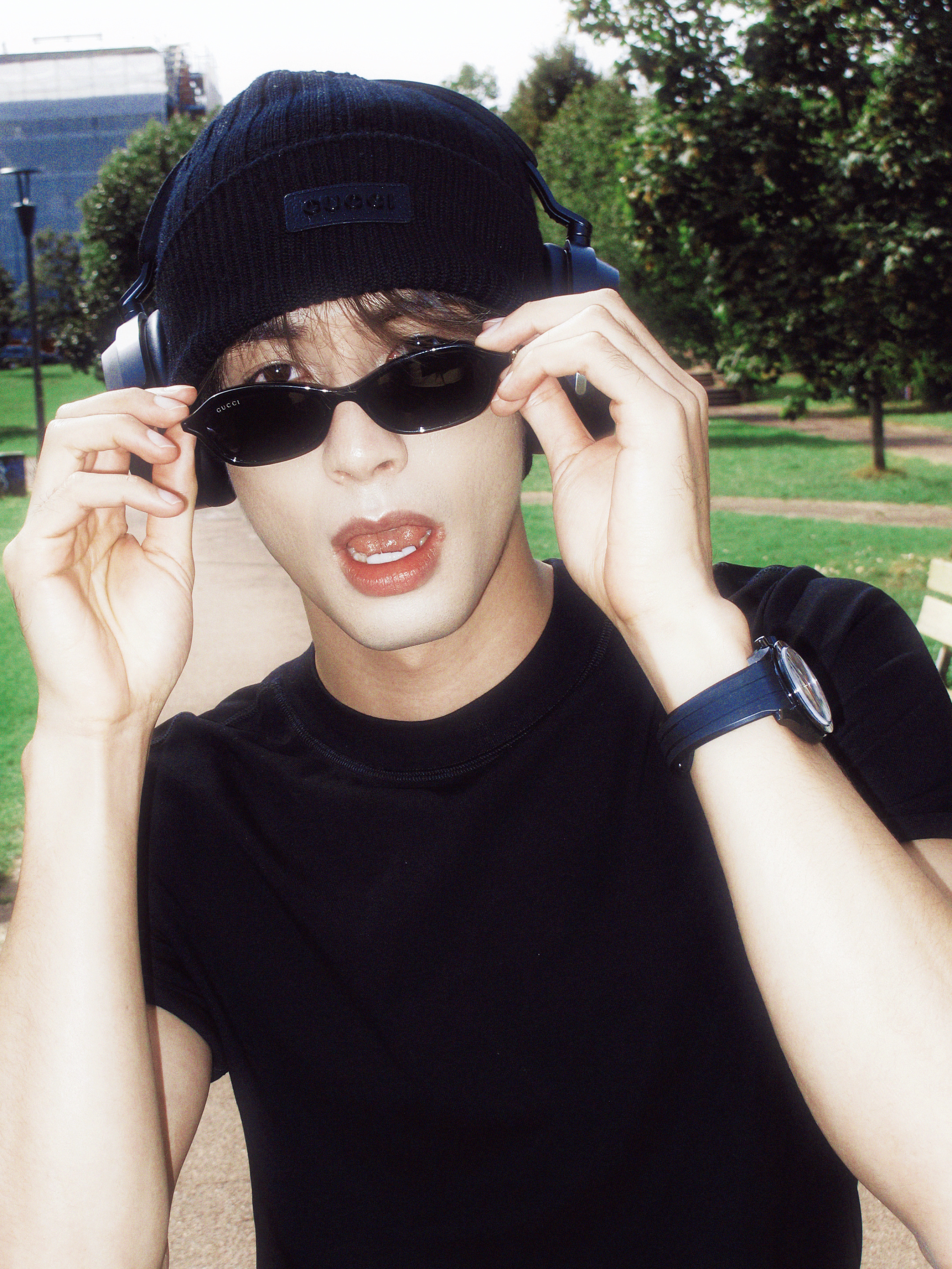 -宋威龙 🖤🕶️冷帽龙龙回归～ ​​​