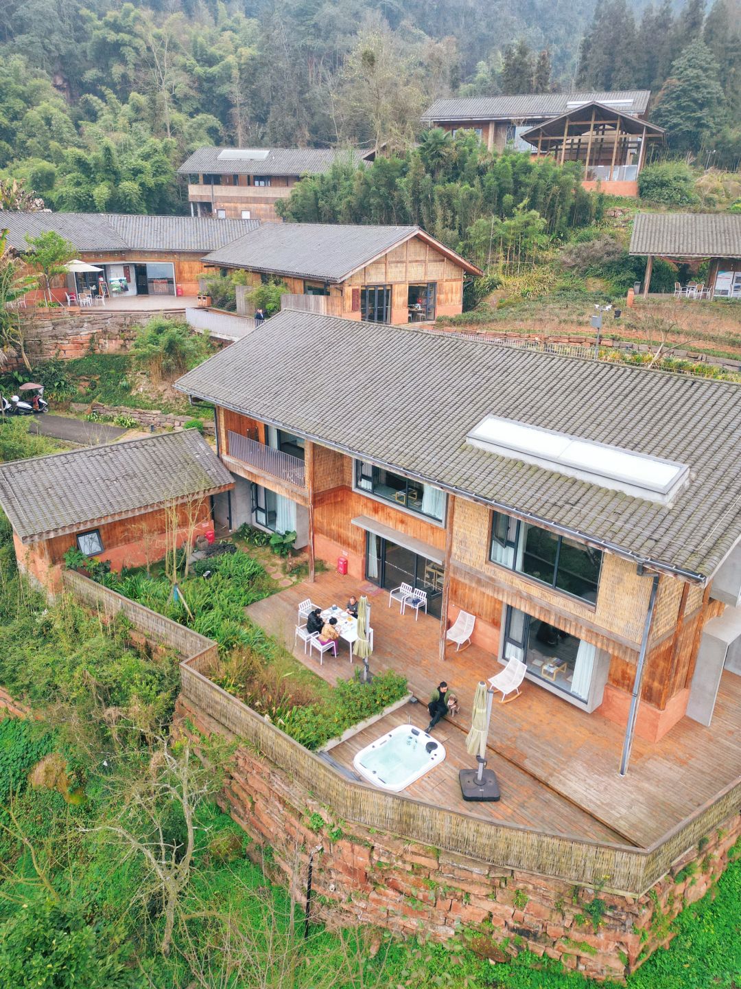 住了一晚，爸妈执意说想在这里养老