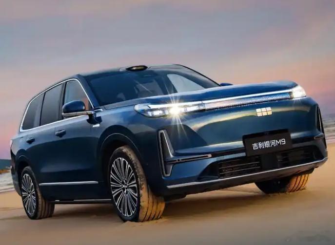 带大家回味一下前几天发的微博，在星耀8跟银河M7已经上了的情况下，接下来半个月持