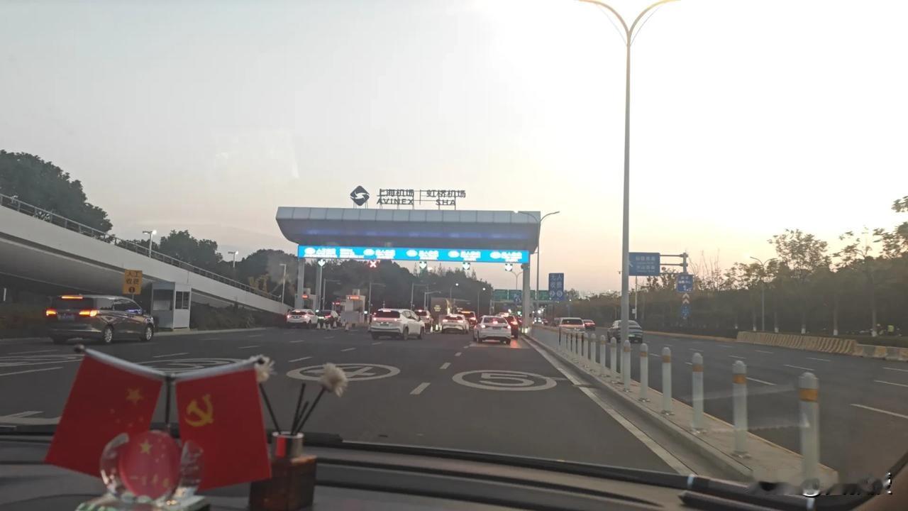 来到了上海
这个季节
有什么需要注意的？