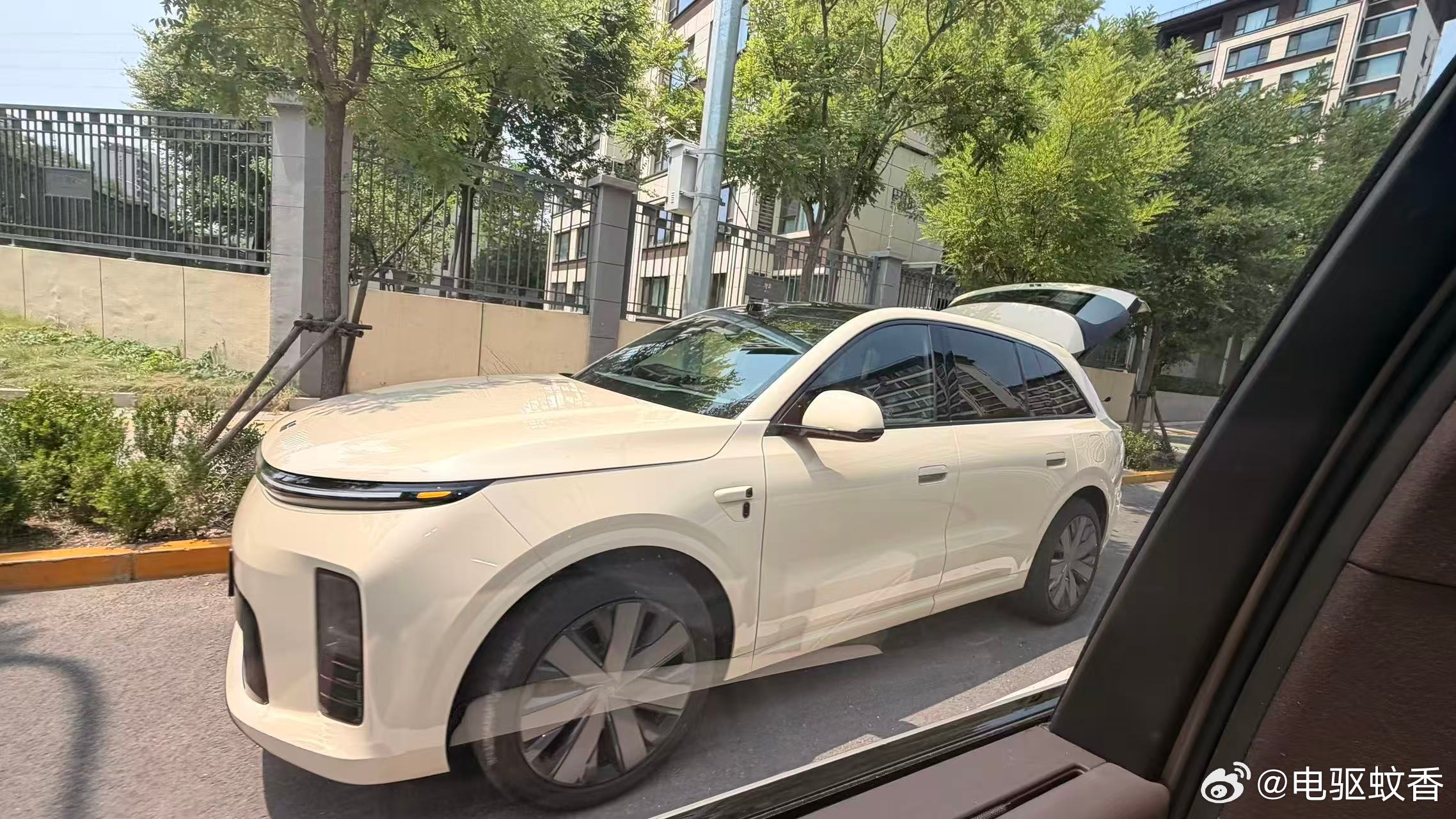原图来自新一代理想L6理想家用SUV怎么选