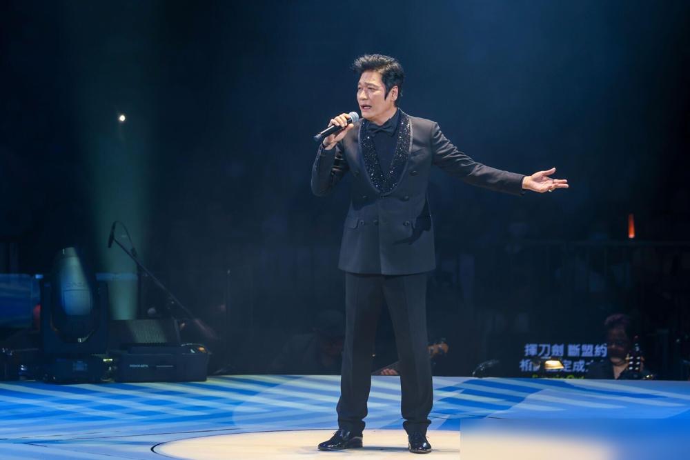 一尊大神归位，另一尊就必须挪位？佘诗曼确认缺席《正义女神》前传，背后不是黑脸，是