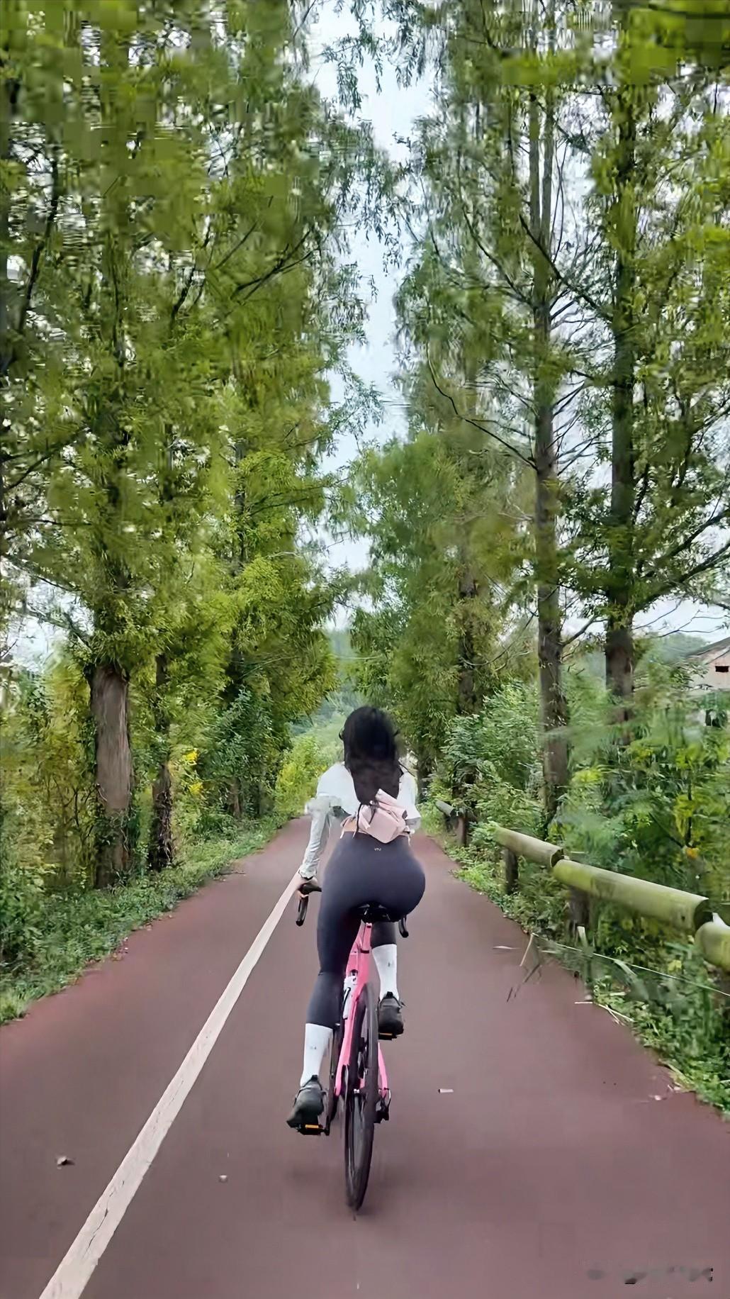 运动让你更懂得珍惜时间，因为你知道，每一次训练的机会都来之不易。