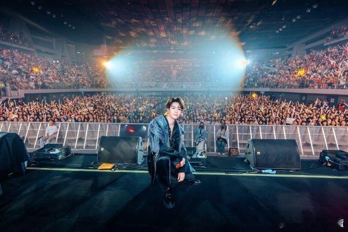 #原来曾舜晞粉丝吃这么好##拜托他可是曾舜晞啊#绝了哈！！！粉上曾舜晞真是我们的