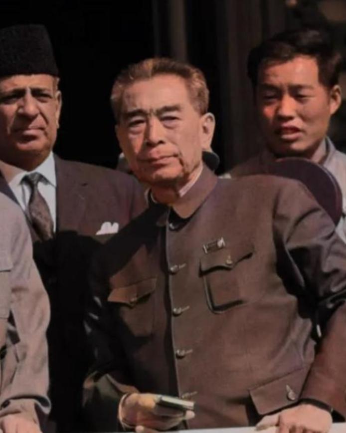 1972年，日本考察团队到四川攀枝花考察攀钢，令人没想到的是，日本人竟然提出来一