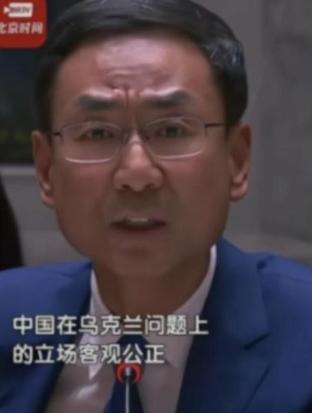 很多人以为，中国不军援俄罗斯，是怕了西方的制裁，错了！真相是，9·3阅兵之后，西