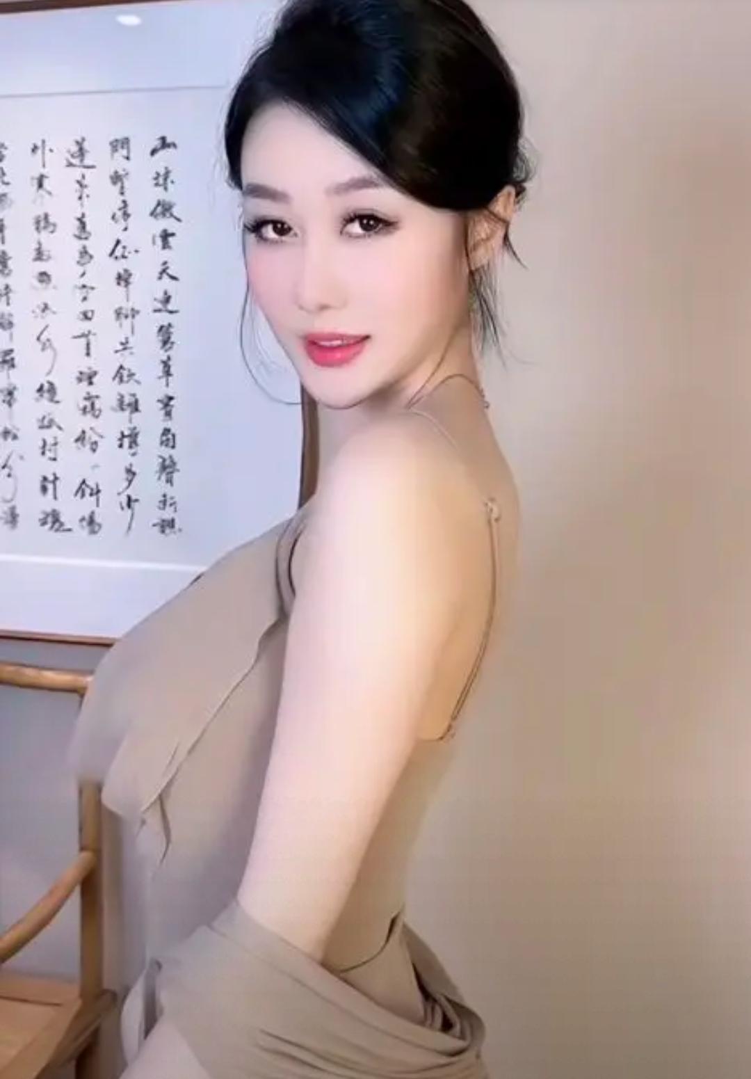 别让情伤了心
男女之间的感情，无非就是两种，一种是走肾，一种是走心，
这两种感情