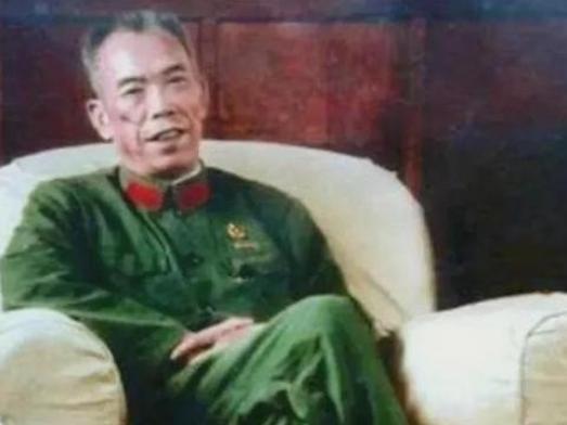 1980年，被组织审查和劳动锻炼长达8年的梁兴初将军，终于等到了处理结果：免除党