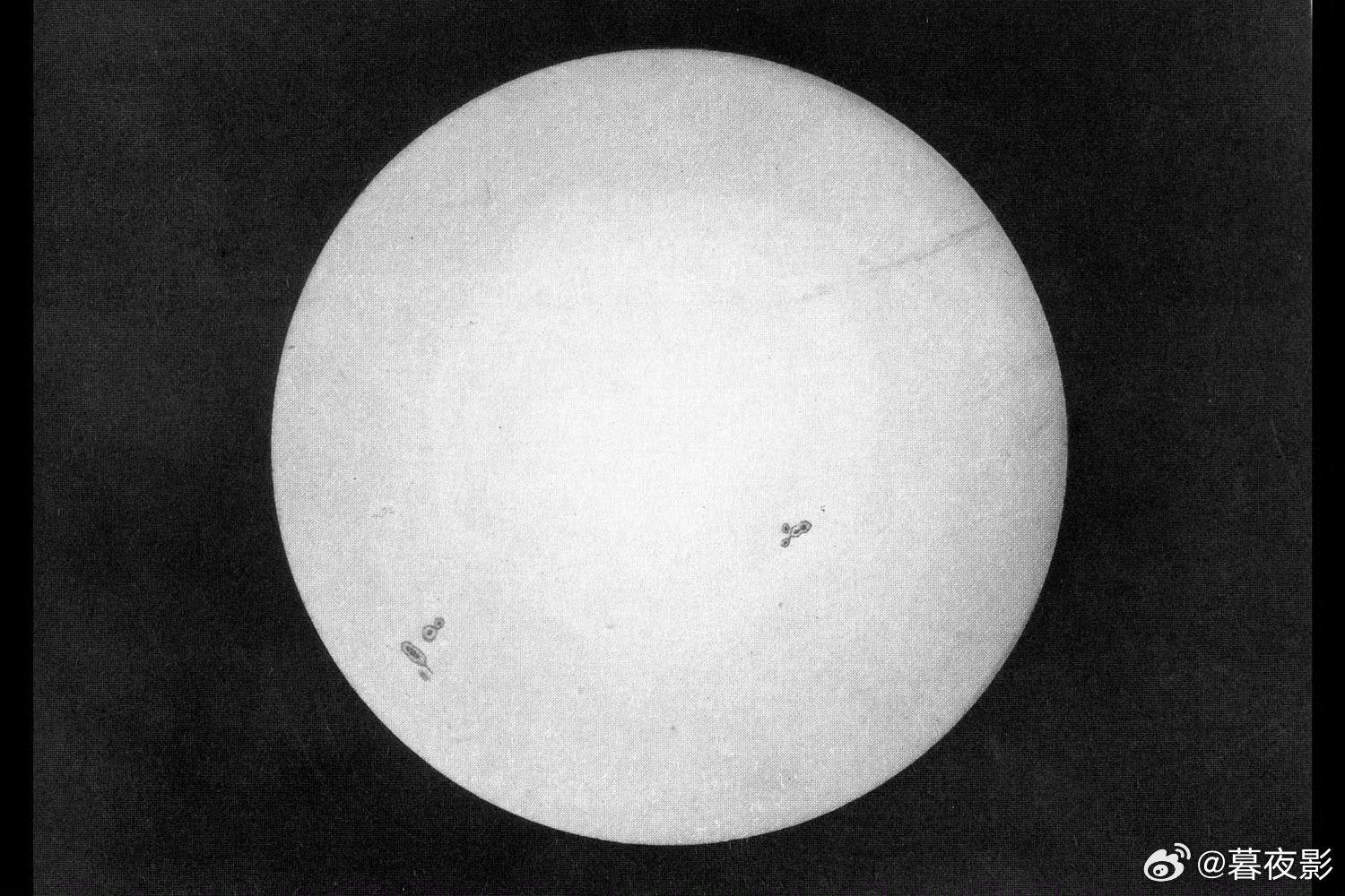 181年前的今天，也就是1845年4月2日，两位法国物理学家菲佐和傅科拍下了人类