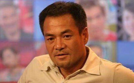 1994 年，王志文抢走了尤勇智的女友许晴，尤勇智到葛优家痛哭，葛优安慰他说：“