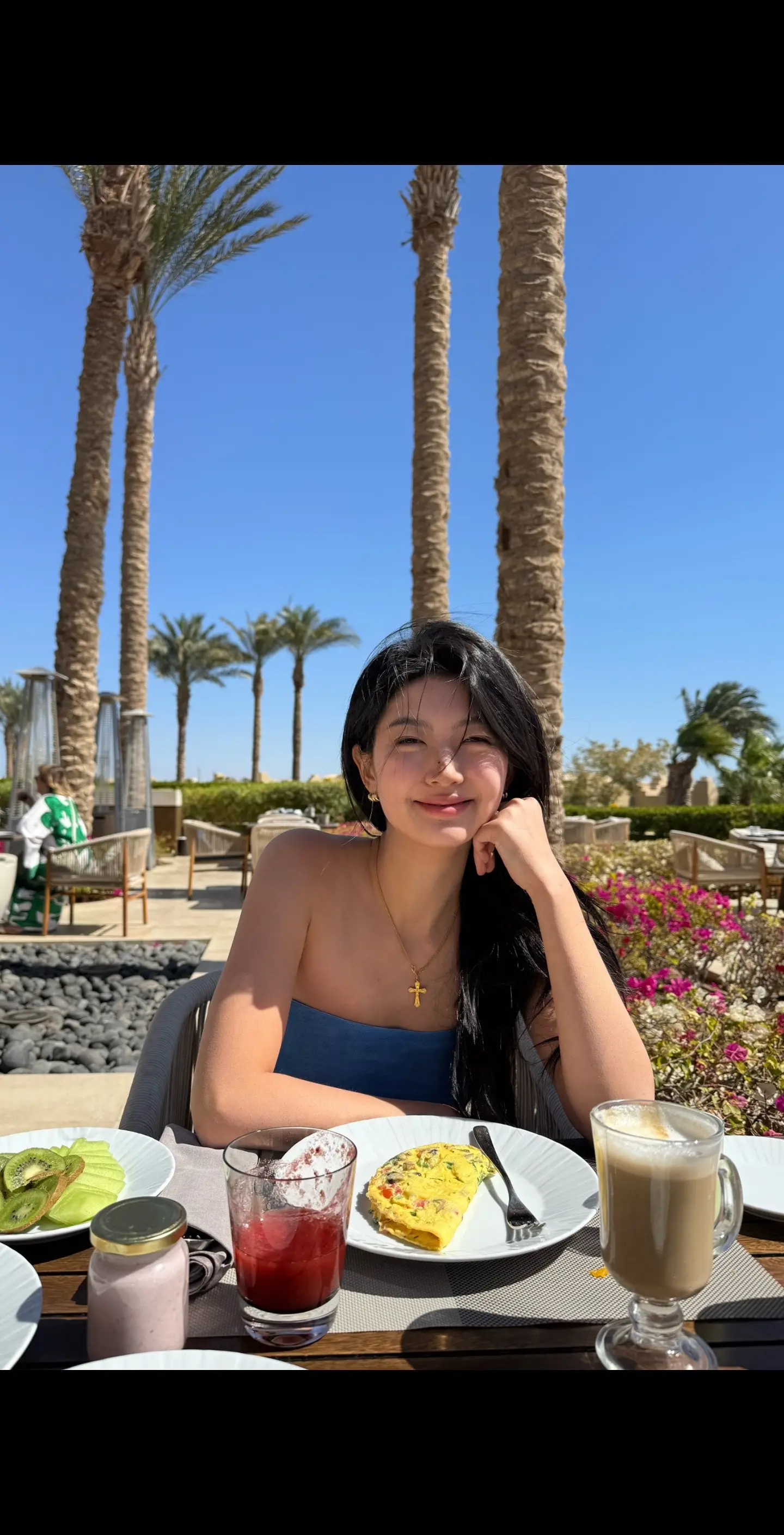 美好的一天从晒着太阳吃早餐开始☀️！