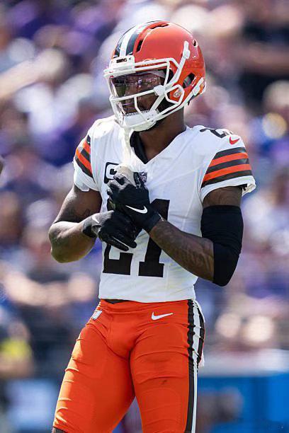 布朗2年6220万续约Denzel Ward❗️❗️其中保障金额高达5230万，