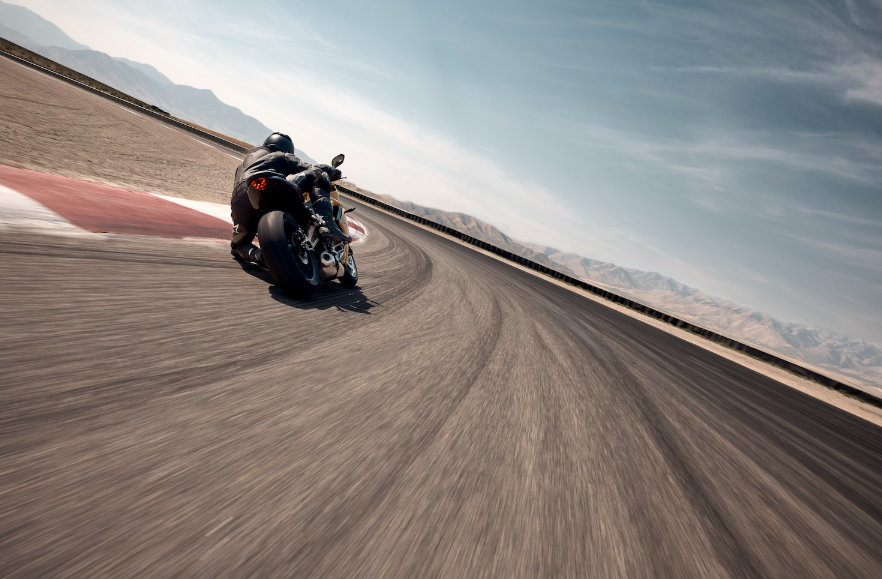 车市热门 近期，凯旋正式发布了2026款Daytona 660。这款于2024年