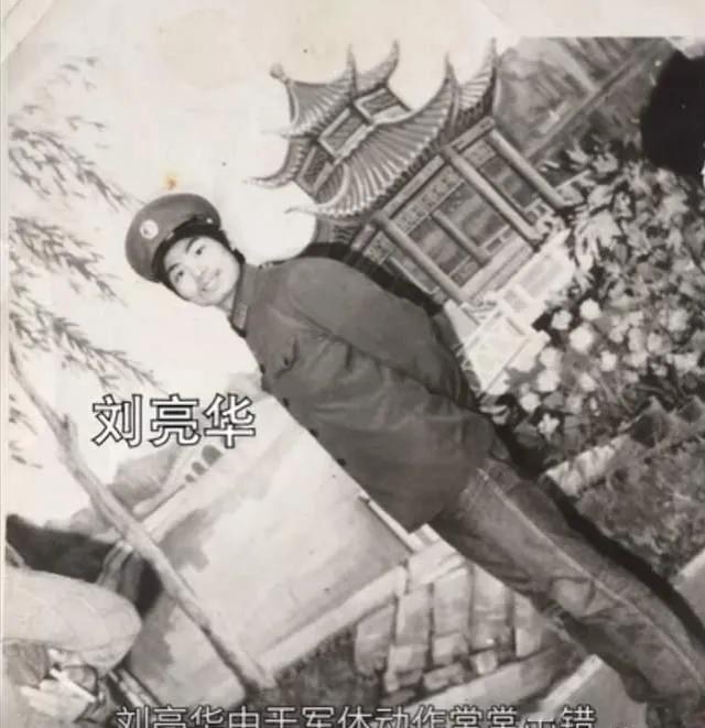 2007年5月，参加过越战的战斗英雄到民政局办事却惨遭拒绝。愤怒之下，他竟然放火