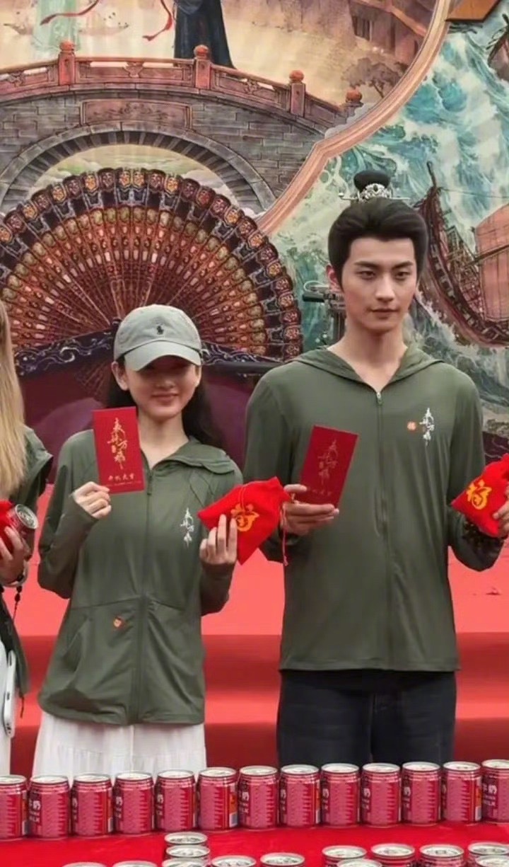 宋祖儿、陈鑫海《表妹万福》今日开机，两人状态如何？ 表妹万福今天开机 ​​​