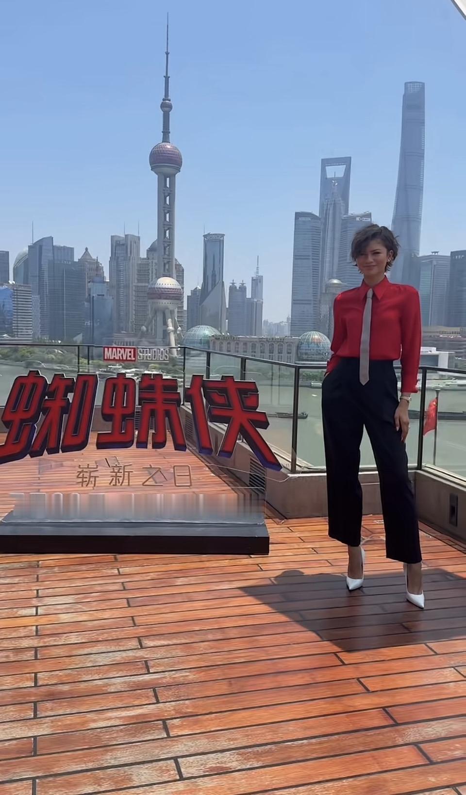 打卡外滩，感受东方明珠的魅力！