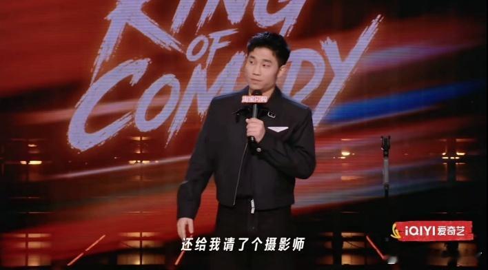 大翟这波是懂“忍痛割爱”的，删掉自己的照片，留着檀健次的。看来在摄影师眼里，翟佳