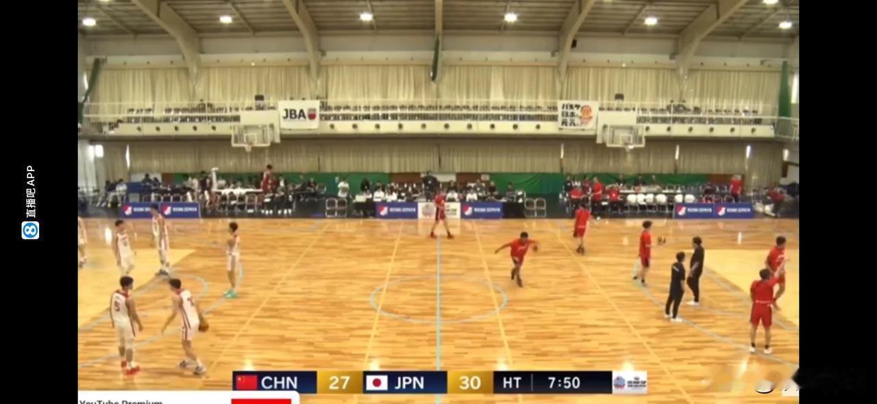 U18国青，看得人窝火。

打个比自己平均身高矮10公分的日本队，竟然一直被矮小