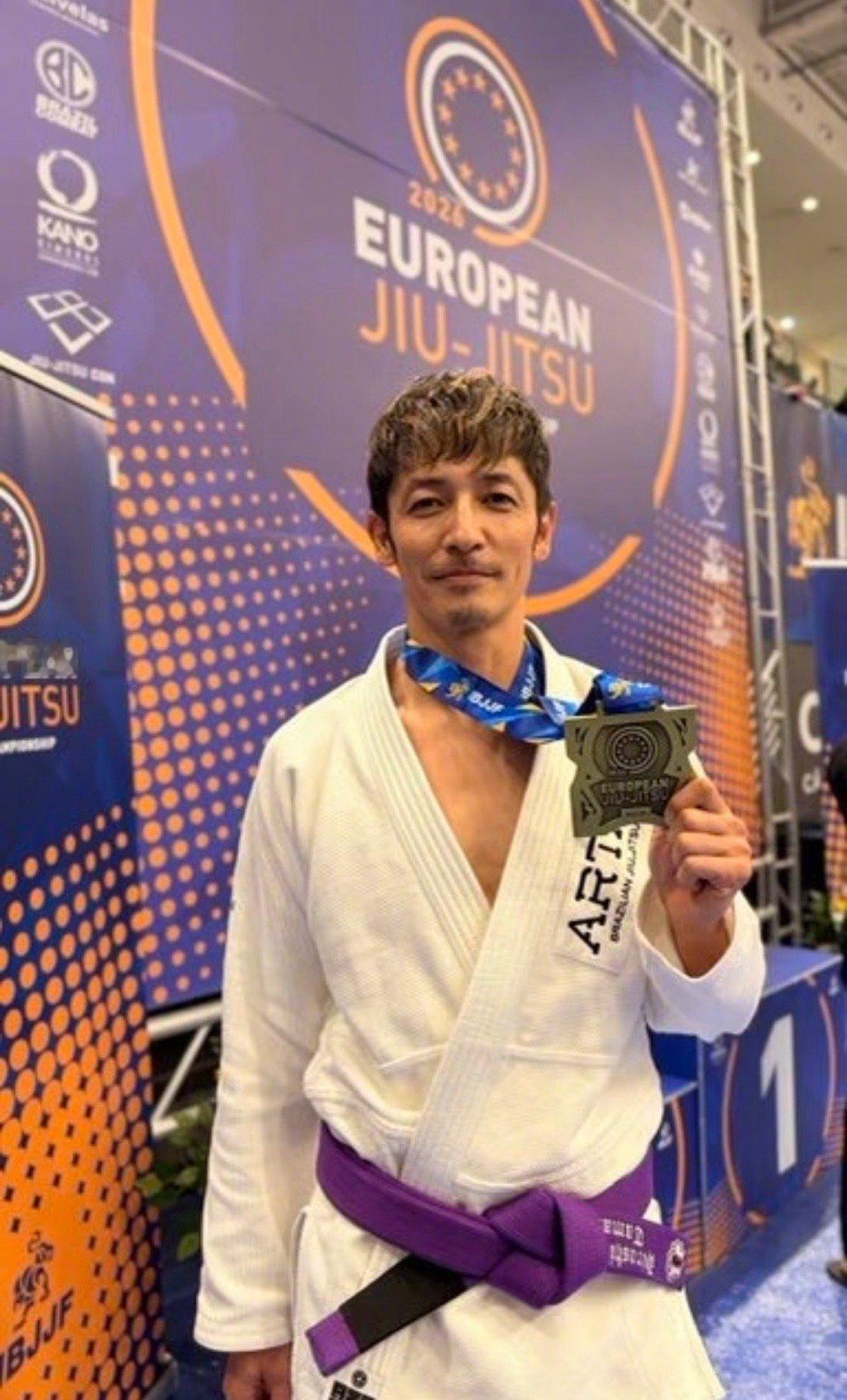 “千秋王子”玉木宏在欧洲最大柔术大赛「European 2026」上获得铜奖！ 