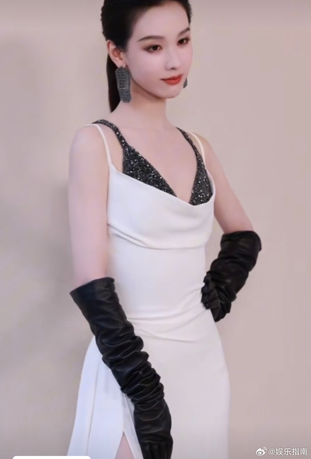陈都灵BC品牌活动直拍，真美女无惧大光明，美得优雅又高贵！ ​​​