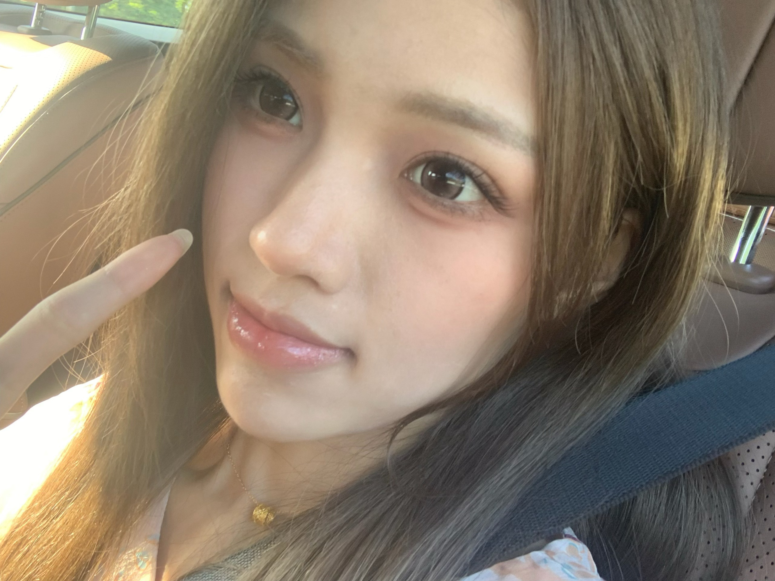 早呀🌞好困好困好困，怎么睡都睡不够的感觉哈哈 
